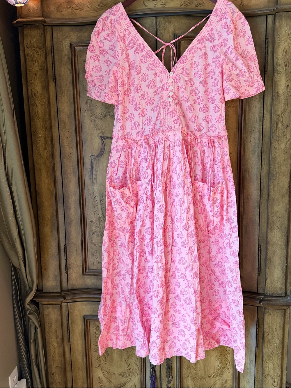 FREE PEOPLE, Woman’s Pink Floral Tie-Back Midi Dress with Pockets